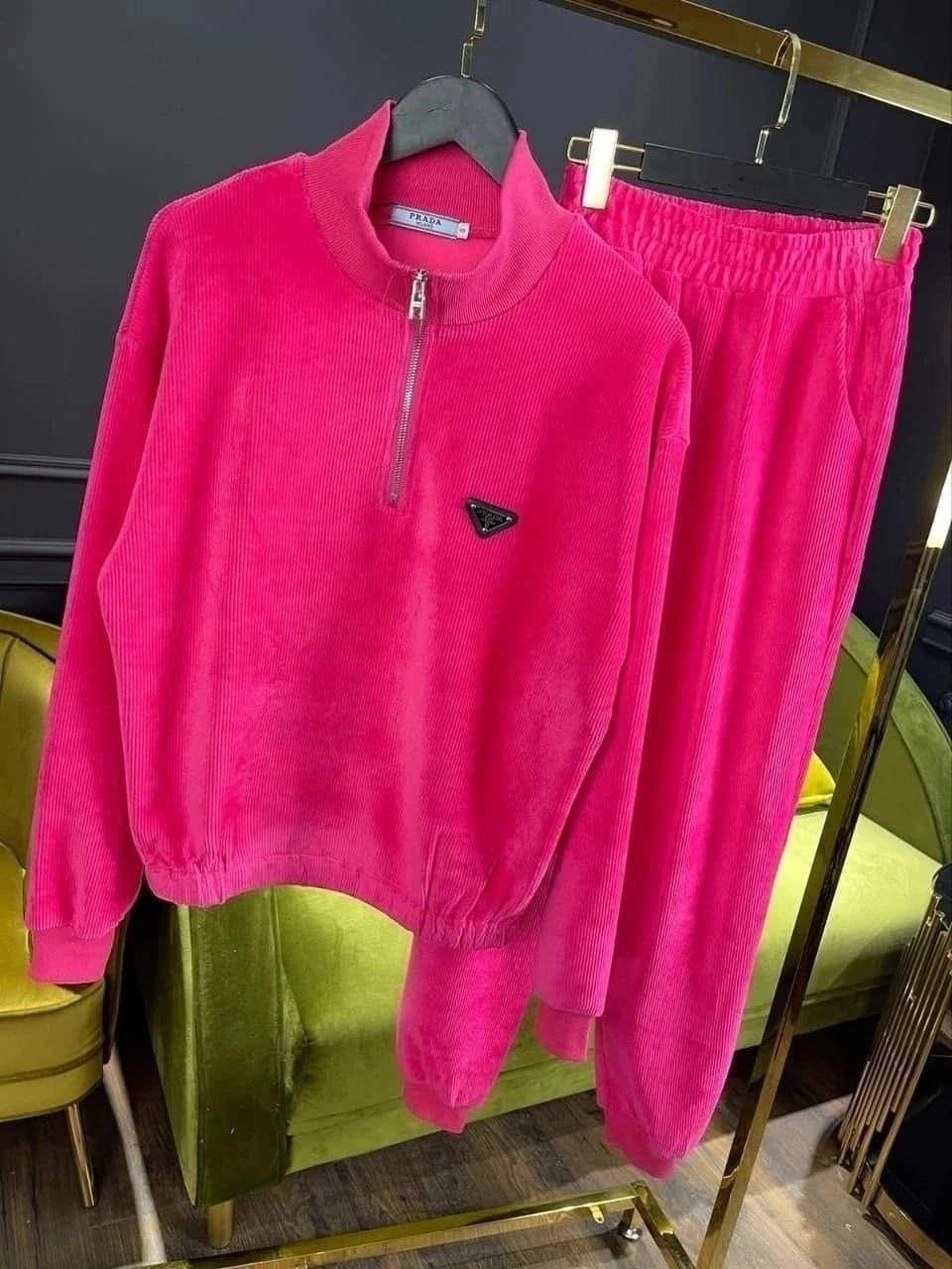 костюм спортивный женский,спортивный костюм прада женский,спортивные костюмы 2026,костюм спортивный,костюм женский