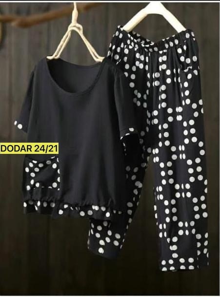 летние костюмы,модные наряды,блузка с круглым вырезом,блузка в горошек