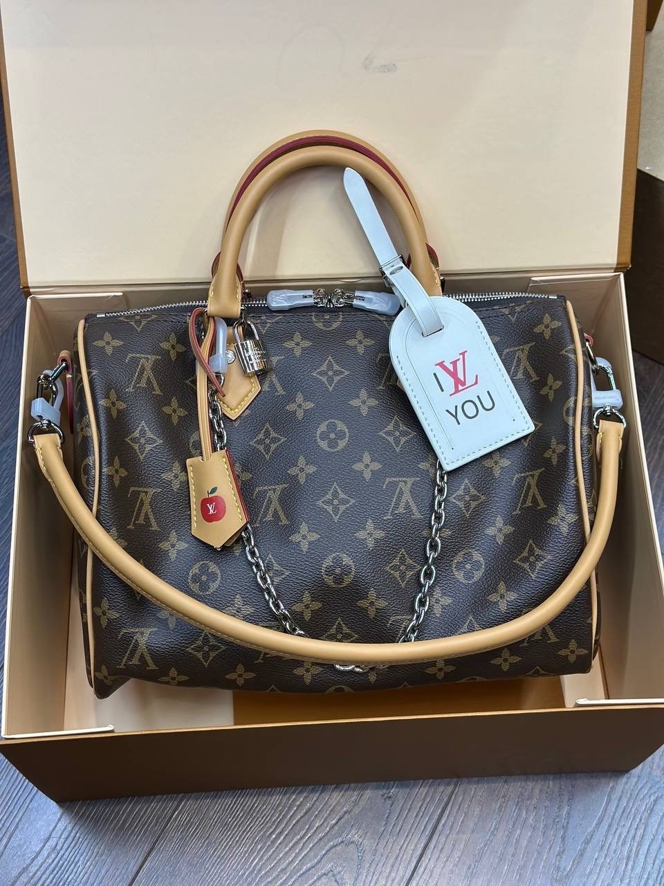 сумка женская louis vuitton,сумка louis vuitton,сумки луи виттон,женские сумки луи виттон,сумка кросс боди луи виттон