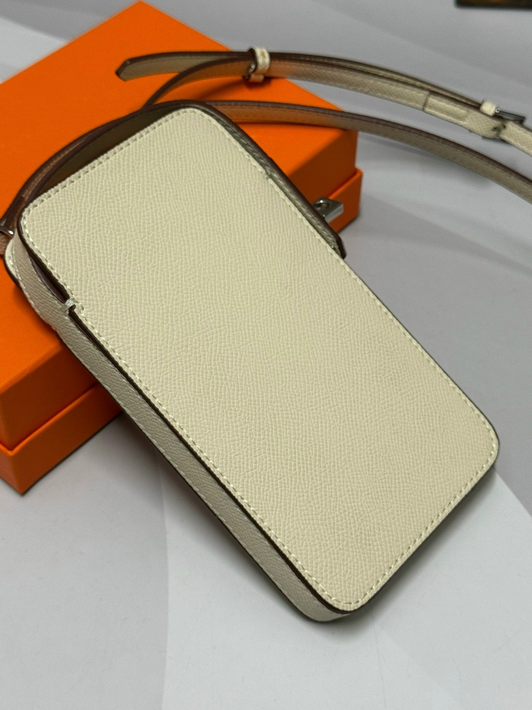 hermes сумка для телефона кошелек клатч,сумка для телефона hermes,сумка женская для телефона hermes,hermes сумка для телефона кошелек клатч astream,сумка hermes