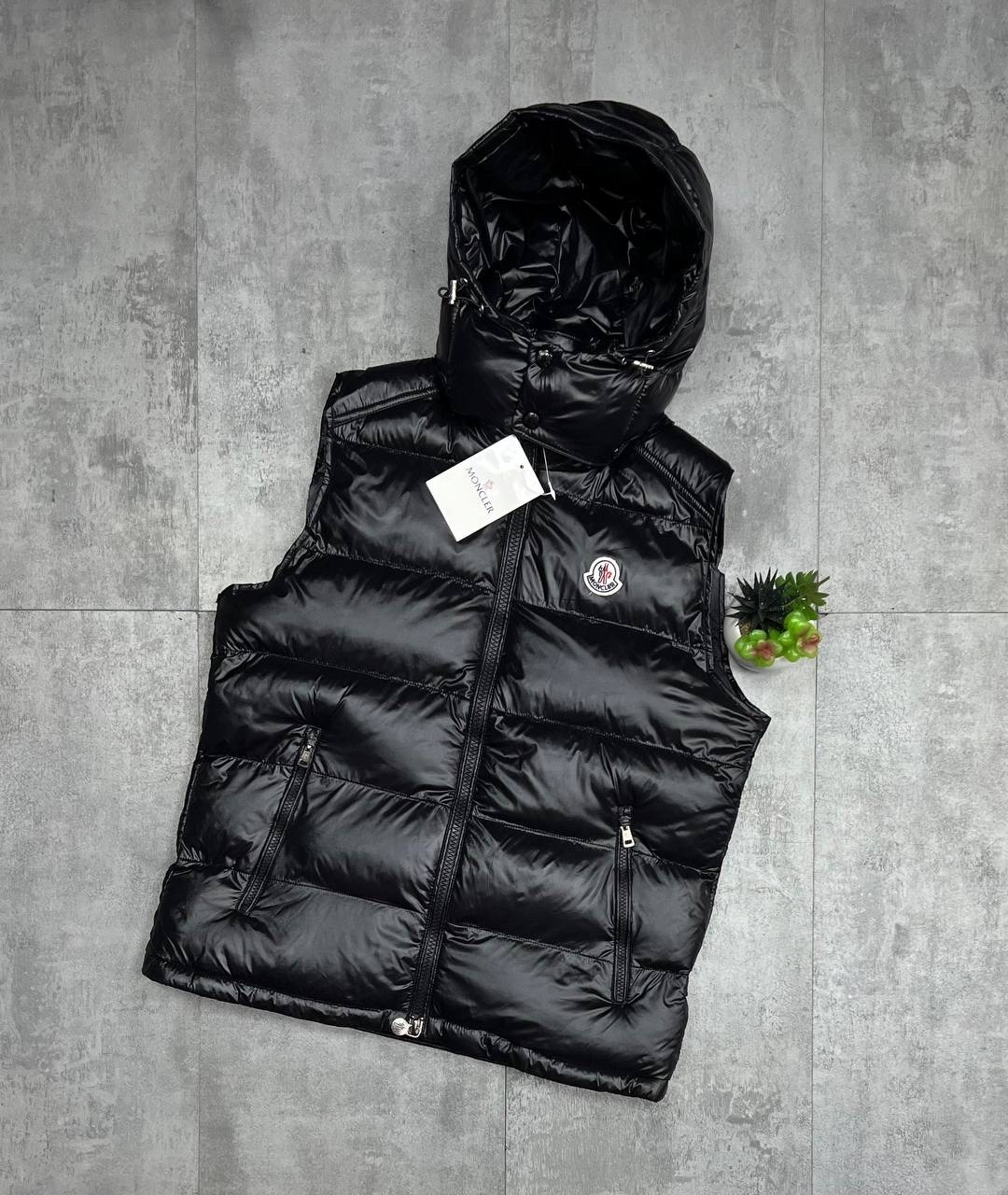 moncler мужской жилет,жилетка moncler,жилет утепленный moncler bormes padded черный,жилетка монклер мужская,жилетка монклер