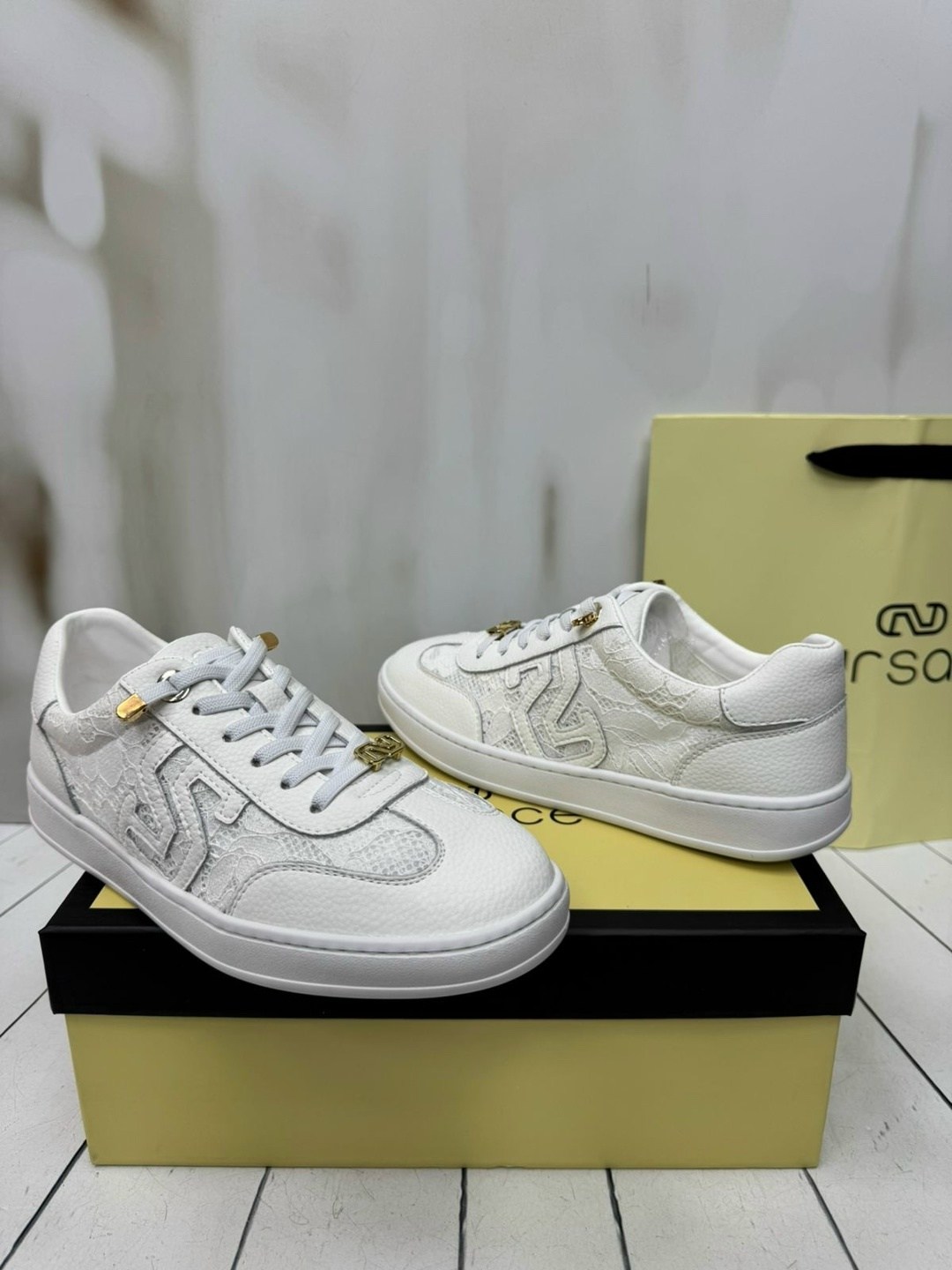 кроссовки женские gucci,кроссовки gucci,,брендовые кроссовки,гуччи кроссовки женские