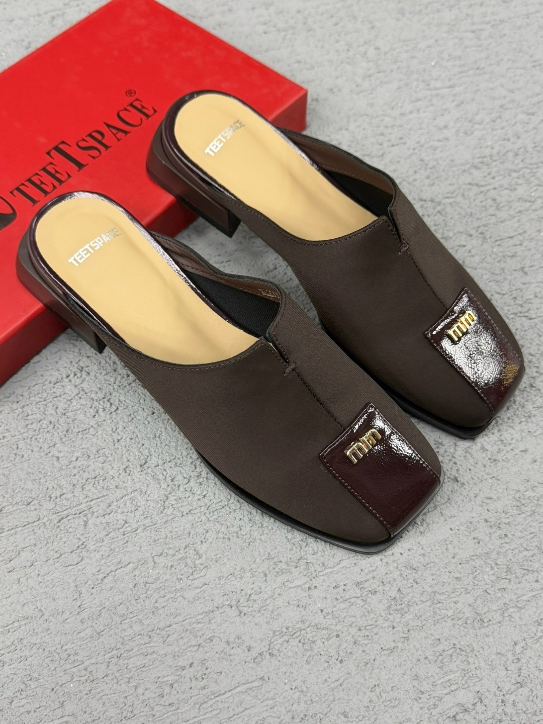 ,мюли женские,женские шлёпанцы,модные шлепанцы,тапочки модные