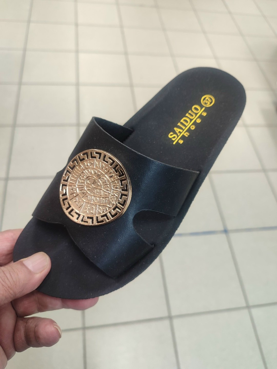 ,женские шлепанцы,шлепки женские,тапочки модные, вьетнамки