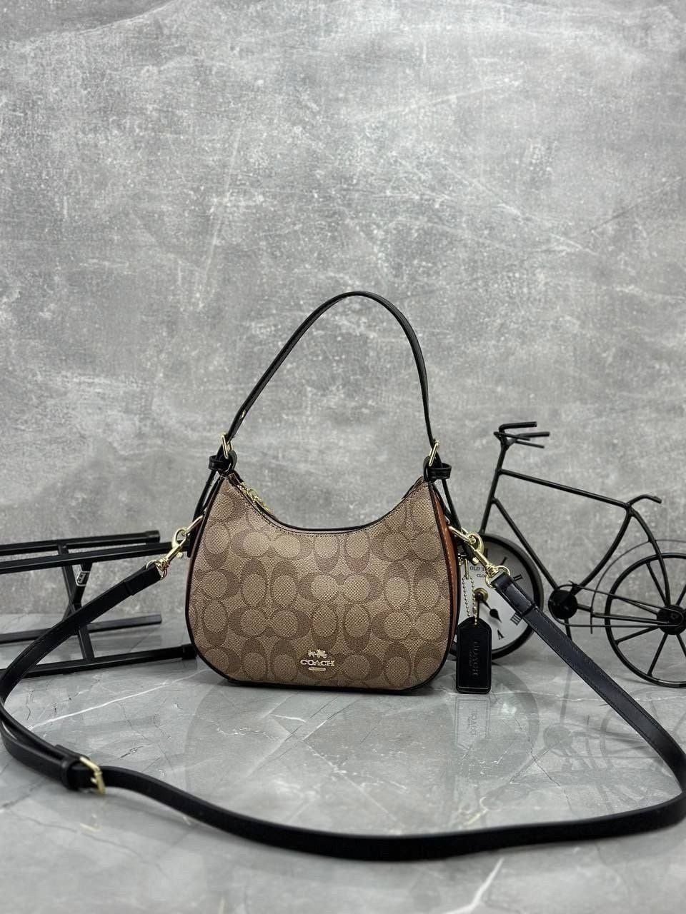 сумка coach на плечо,сумка coach коач через плечо кросс боди,сумка coach,сумка через плечо coach,сумка женская хобо coach signature jacquard