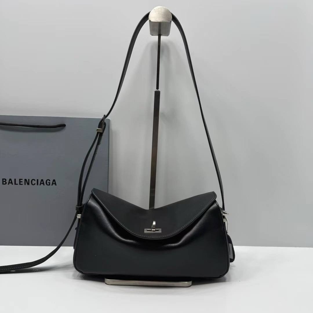 сумка balenciaga,сумка женская balenciaga,balenciaga сумка на плечо,сумка баленсиага,balenciaga balenciaga