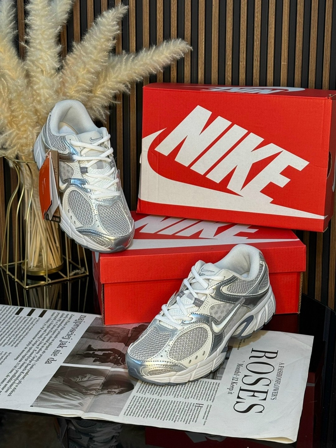 nike кроссовки,кроссовки v5 rnr nike,кроссовки женские nike,женские кроссовки nike initiator серебристого цвета,кроссовки найк