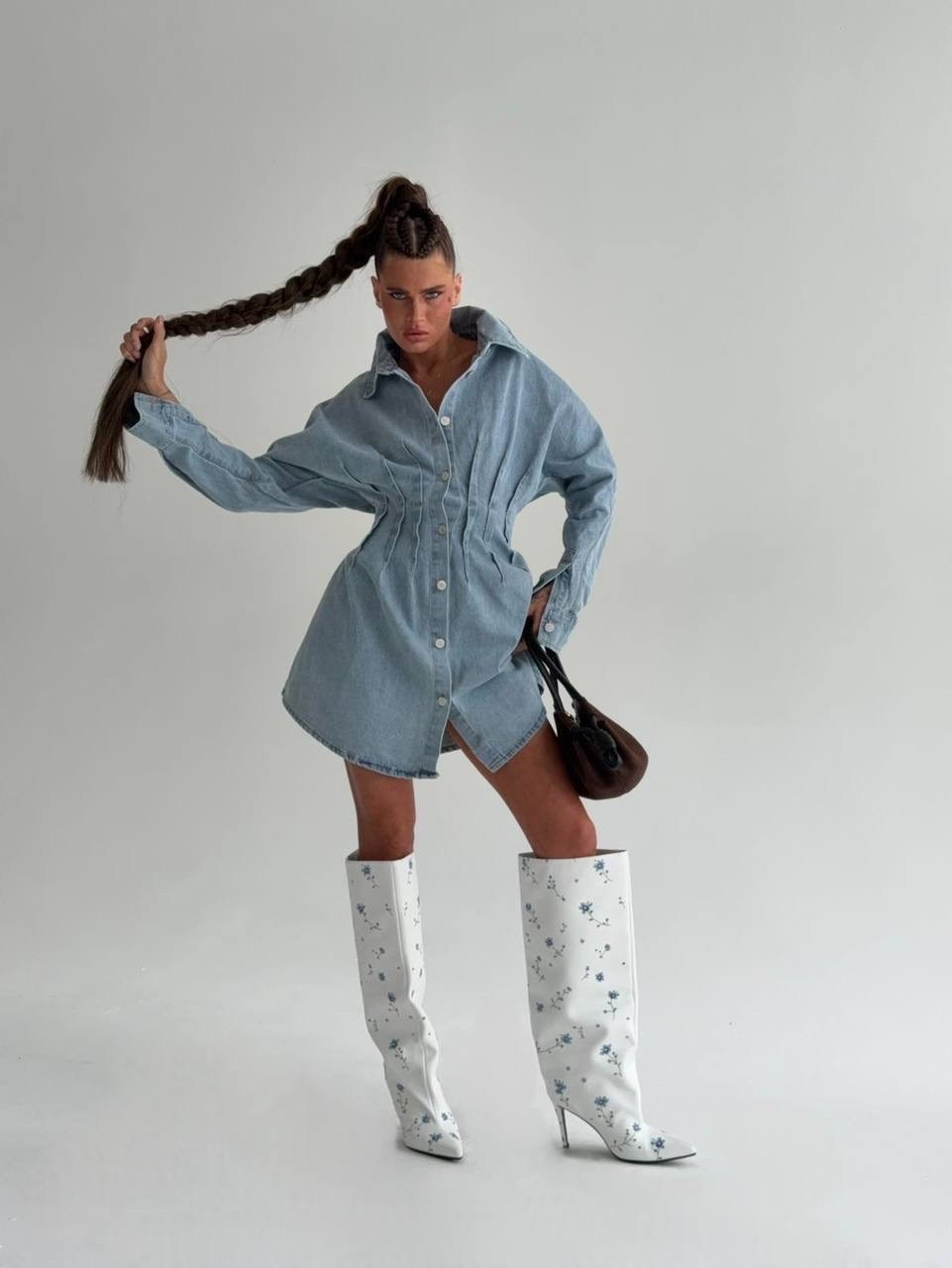 джинсовое платье,джинсовое платье-рубашка,синее джинсовое платье-рубашка в утилитарном стиле levi's,джинсовое платье женское