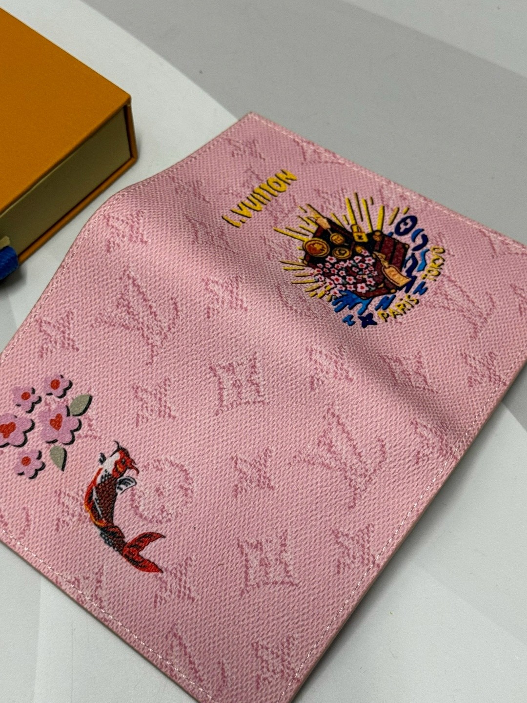 обложка на паспорт louis vuitton,обложка на паспорт louis vuitton print lion,кошелек louis vuitton,обложка для паспорта louis vuitton 14 х 10см,обложка на паспорт louis vuitton tiamat