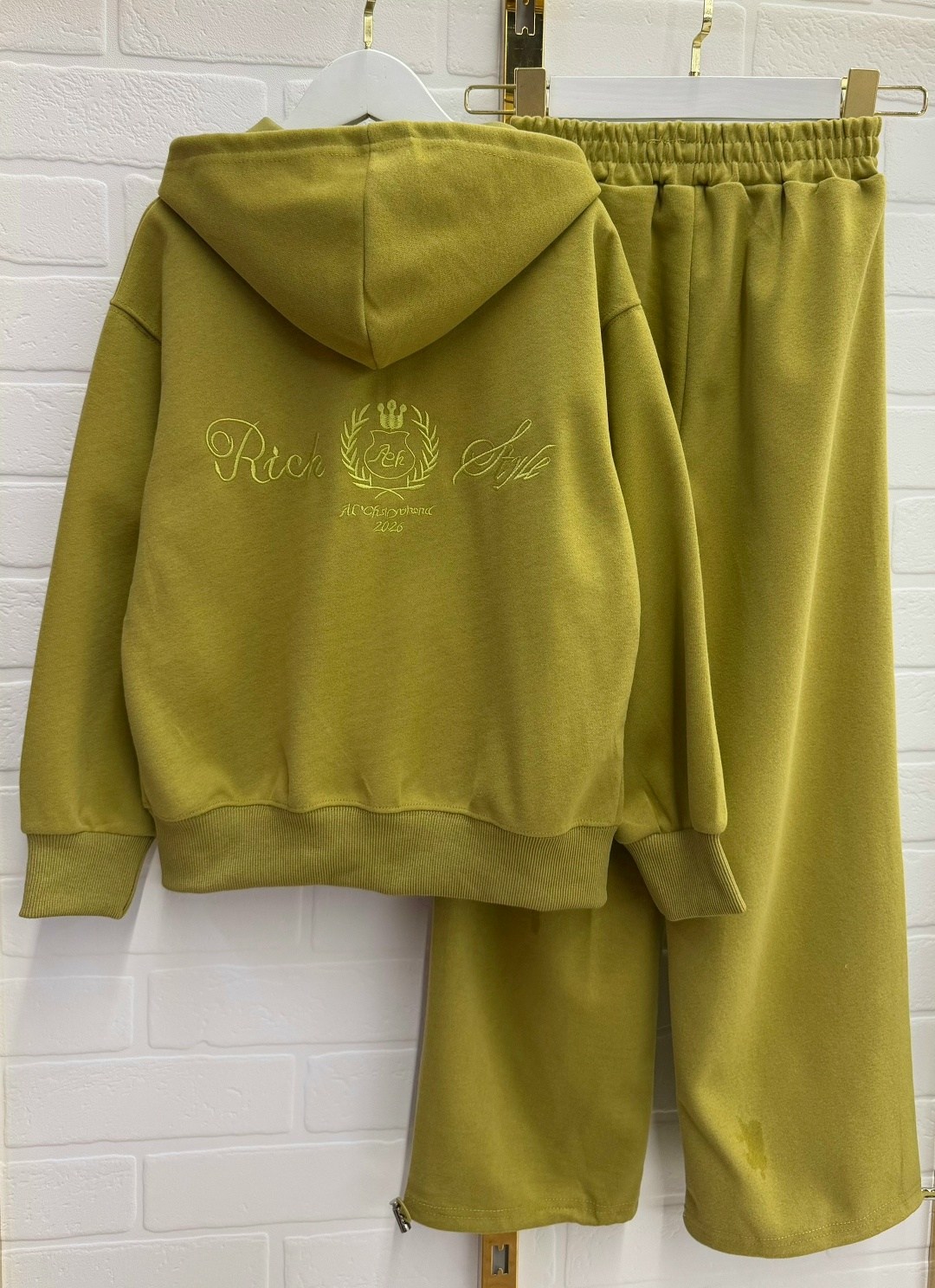 спортивные костюмы,спортивный женский костюм,костюм женский худи,костюм женский на флисе,костюм брюки