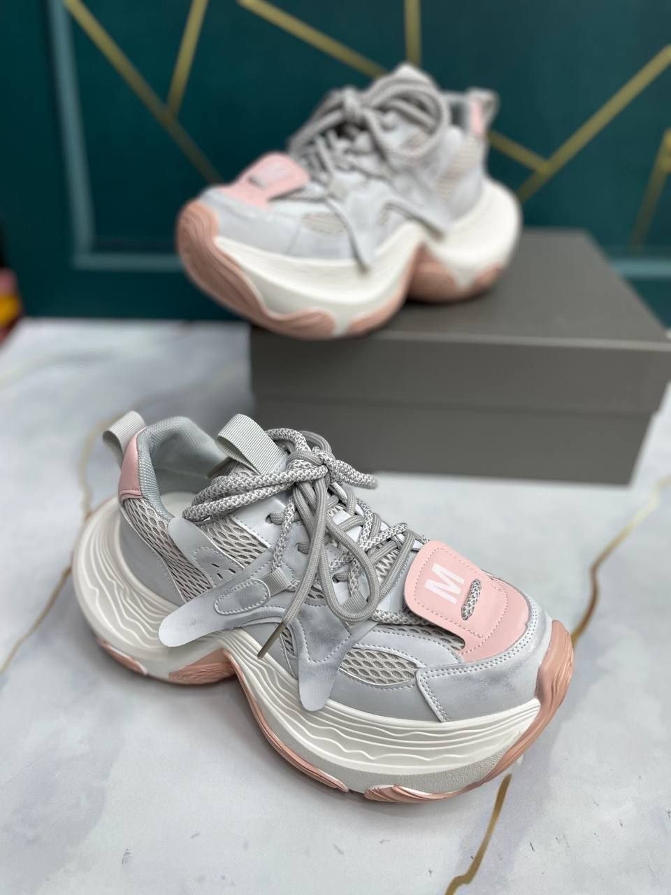 женские массивные кроссовки,женские кроссовки,модные кроссовки на платформе,модные кроссовки,кроссовки