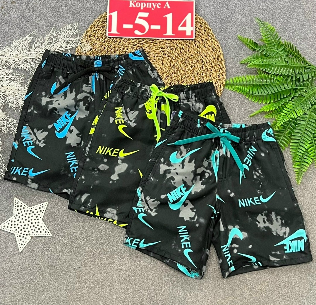 ребенок,мальчик на пляже,шорты для плавания,шорты купальные для мальчика,мальчик