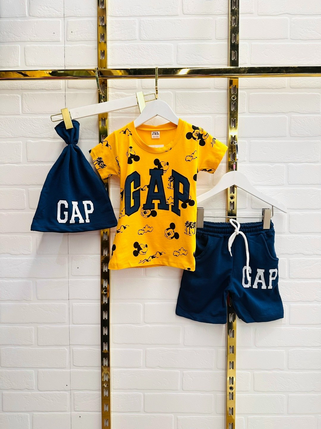 одежда мальчика,костюм для мальчика,cпортивный костюм для мальчика,gap спортивный костюм для мальчика,шорты для мальчик