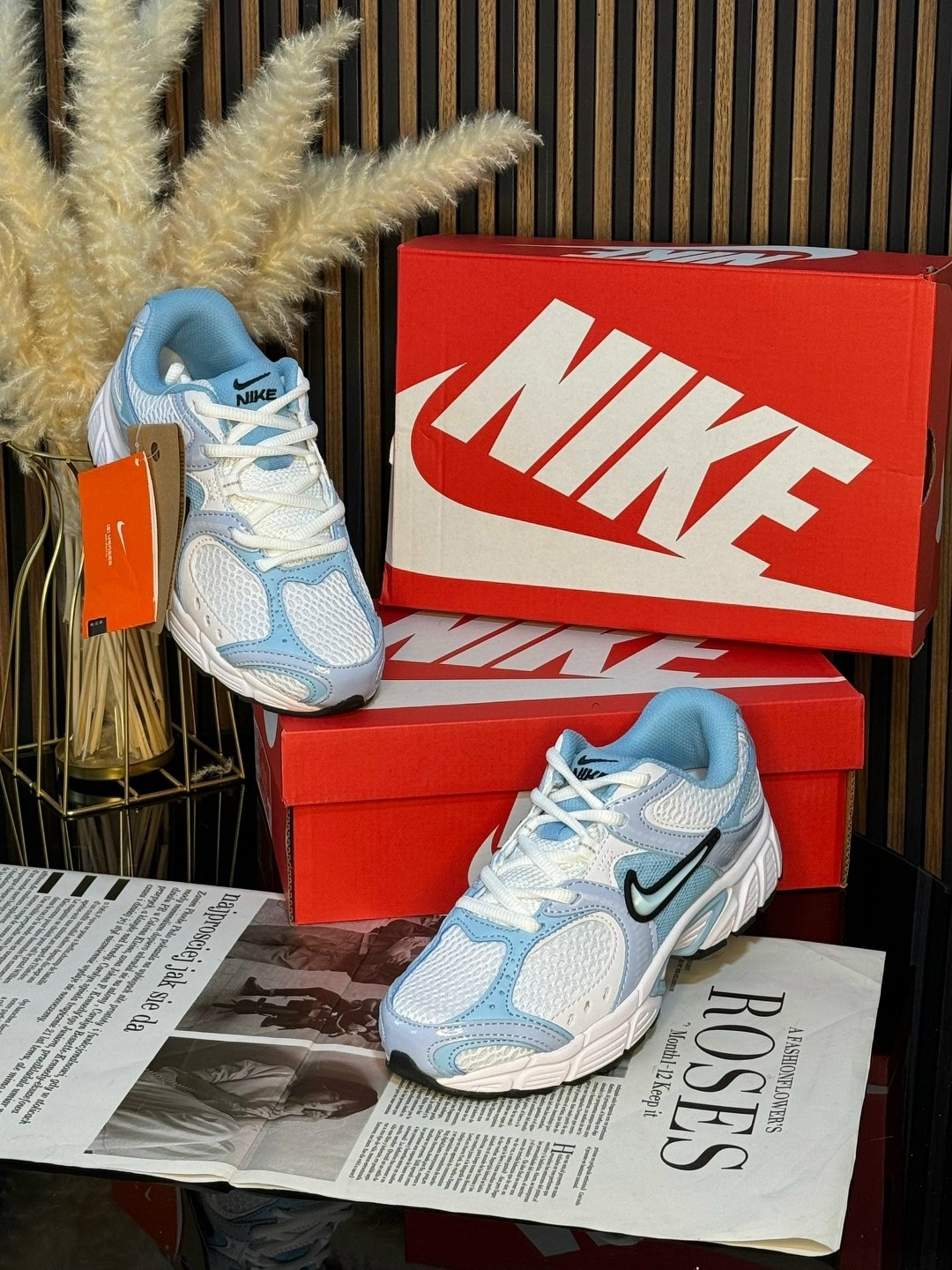 nike кроссовки,кроссовки v5 rnr nike,кроссовки женские nike,женские кроссовки nike initiator серебристого цвета,кроссовки найк