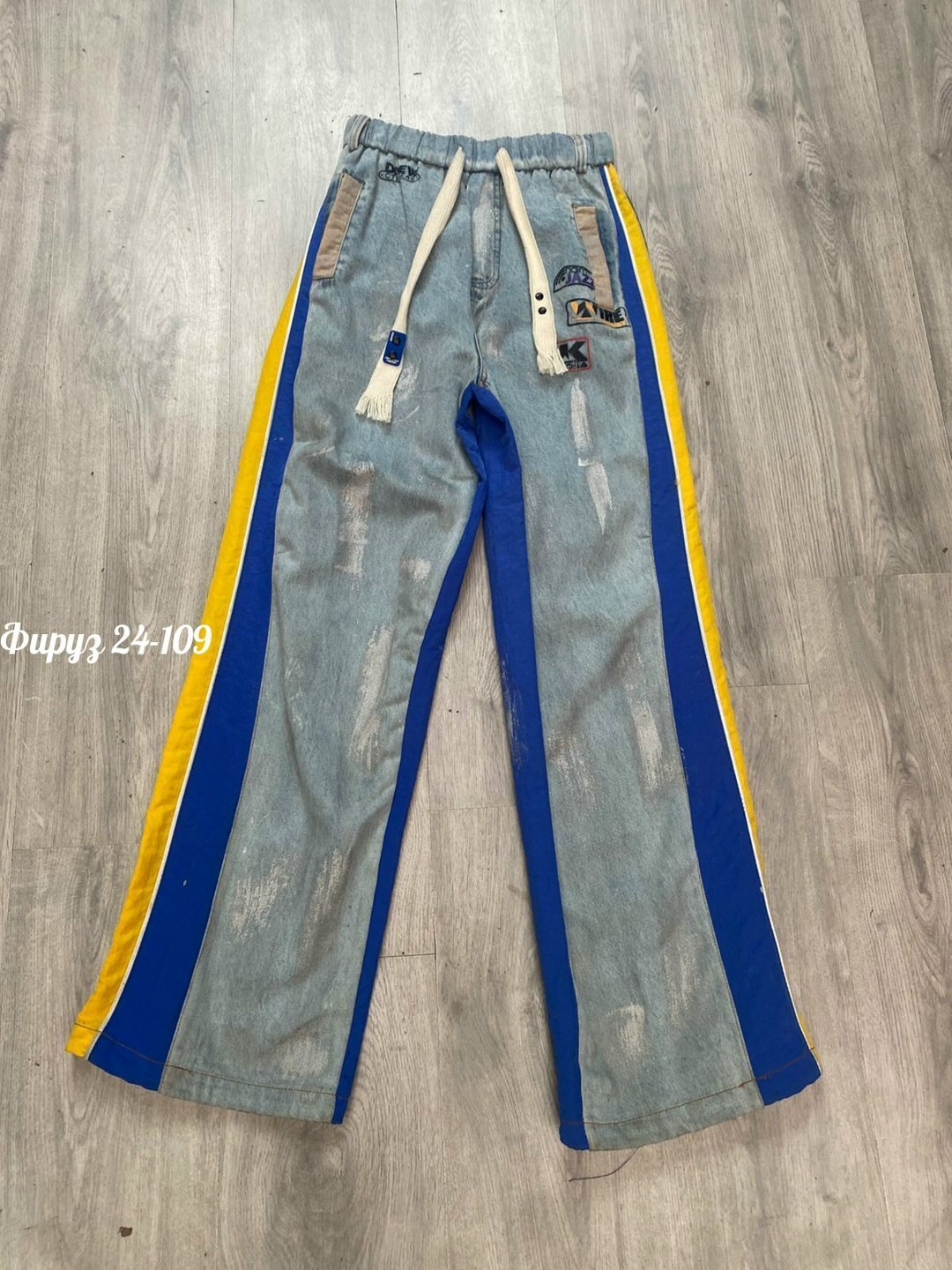 брюки джинсы,джинсы широкие,комбинированные джинсы,джинсы с лампасами,женские джинсы