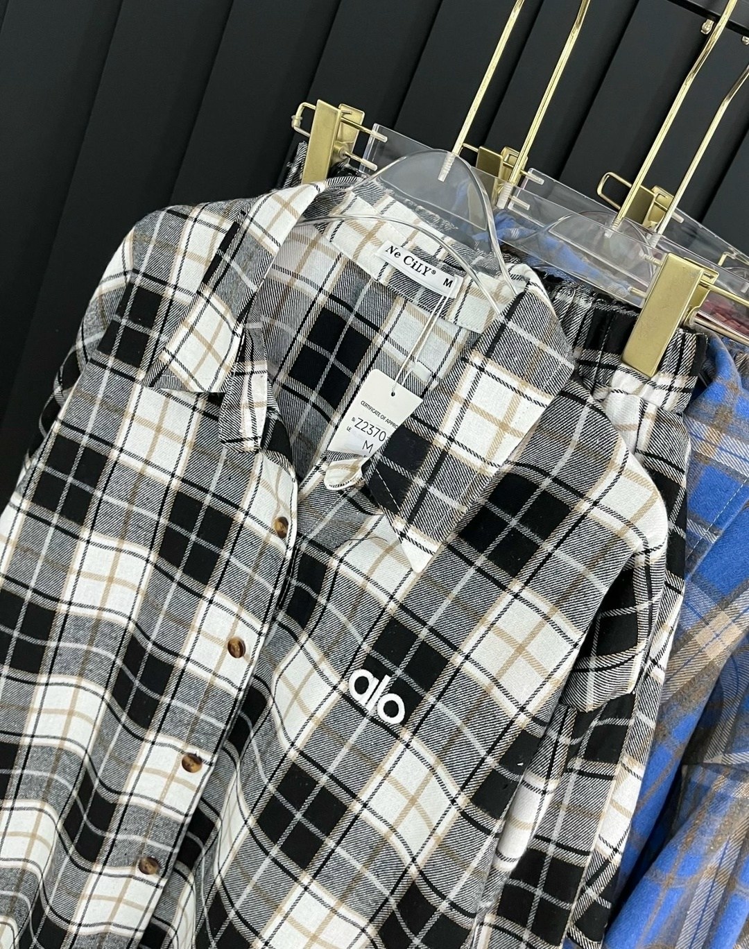 рубашка женская в клетку,костюм в клетку,рубашка в клетку,женская рубашка,костюм с юбкой и рубашкой в клетку