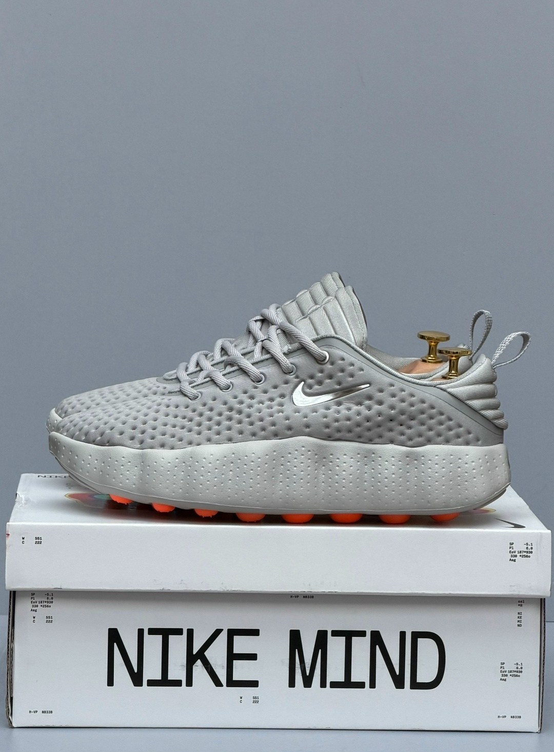 кроссовки nike,кроссовки,,оригинальные кроссовки,nike mind 002