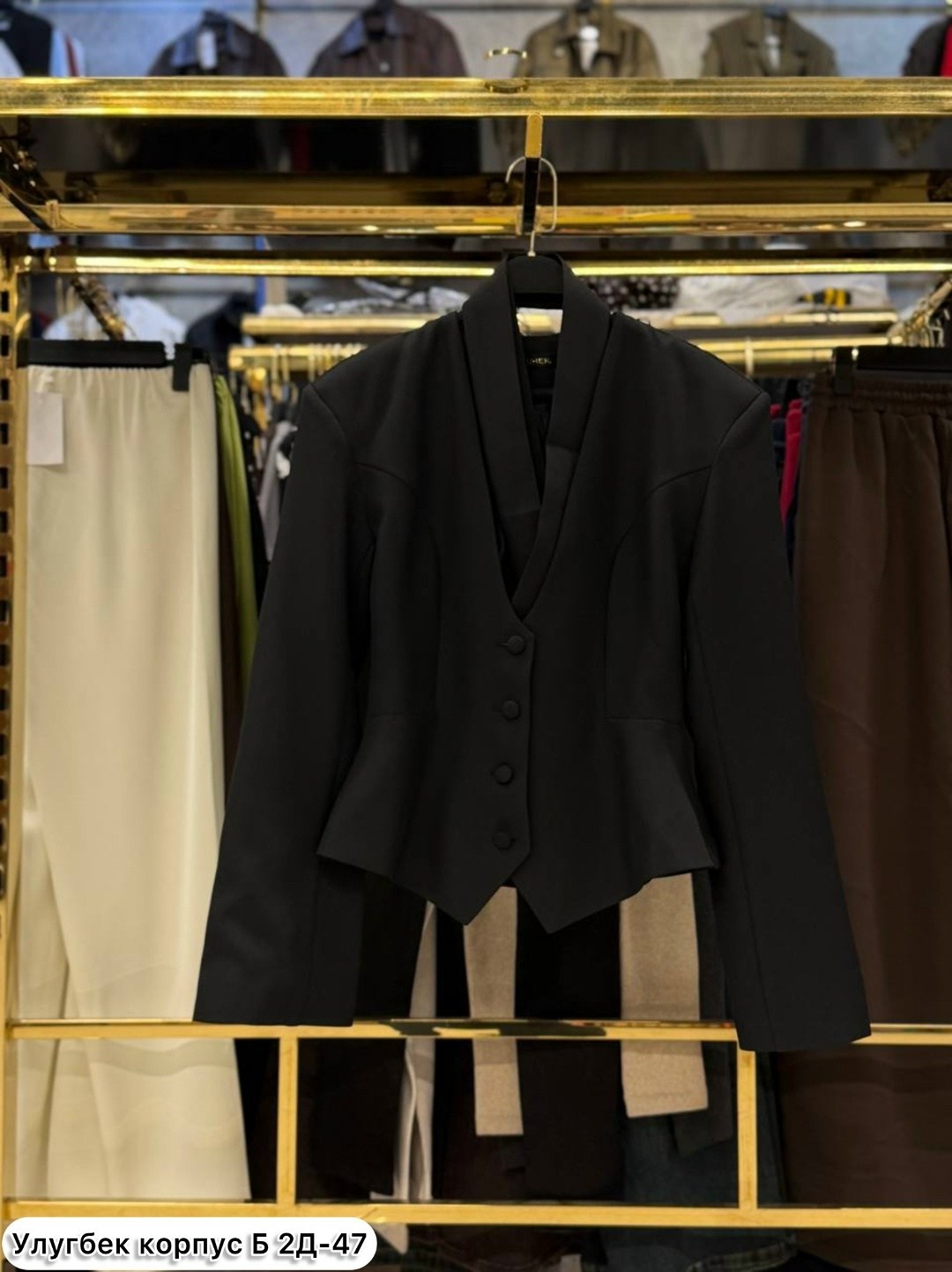 пиджак приталенный,женский пиджак,жакеты,пиджак,костюм женский