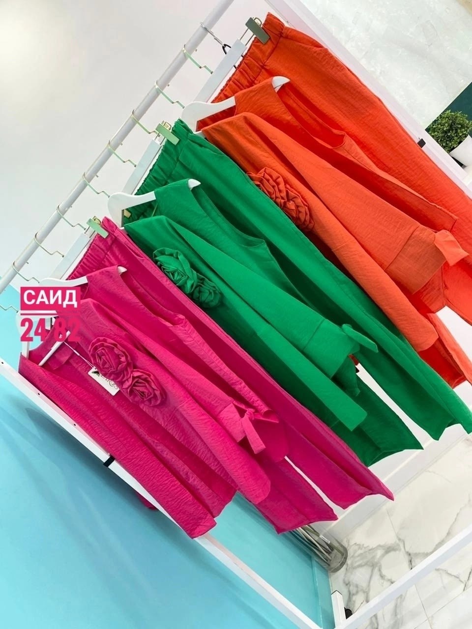 оранжевый брючный костюм,брючные костюмы женские,женские костюмы,летний брючный костюм,костюм повседневный