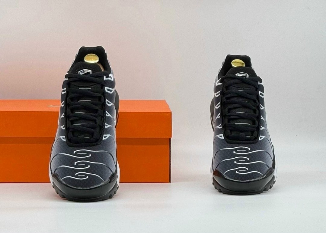 кроссовки nike air max tn plus,кроссовки мужские nike air max tn plus,nike air max tn plus black,кроссовки nike tn plus,nike air max tn plus