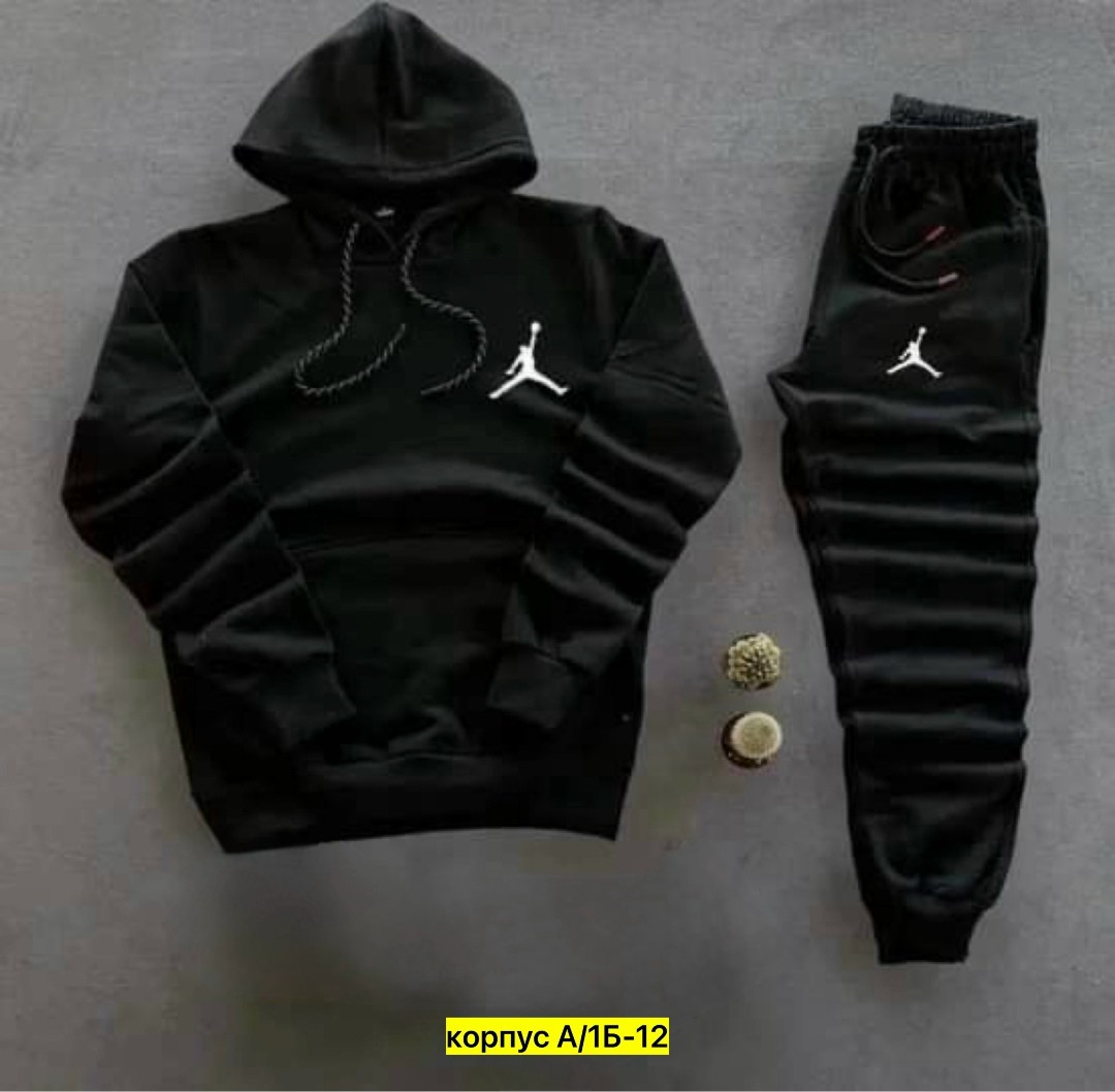 мужской спортивный костюм на флисе jordan,костюм спортивный мужской nike,спортивный костюм nike,мужской костюм на флисе джордан,спортивный костюм nike на флисе