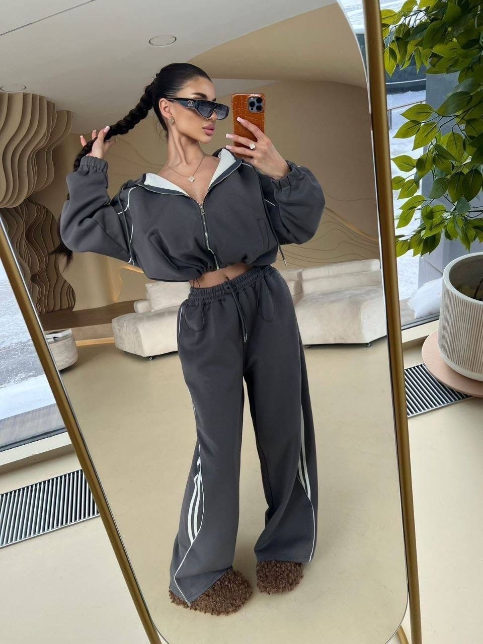 женский спортивный костюм,женский костюм,спортивный костюм,стильные спортивные костюмы,стильные женские костюмы