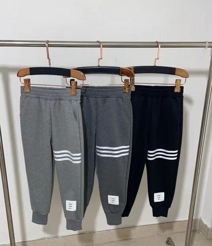 костюм спортивный для мальчика,спортивная одежда для мальчиков,спортивный костюм для мальчика детский,одежда мальчика,детские спортивные костюмы