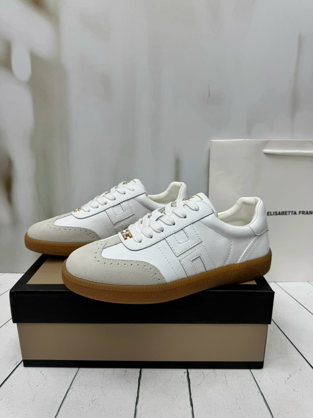 ,кроссовки женскиe,кроссовки hogan,кроссовки женские мужские,модные кроссовки