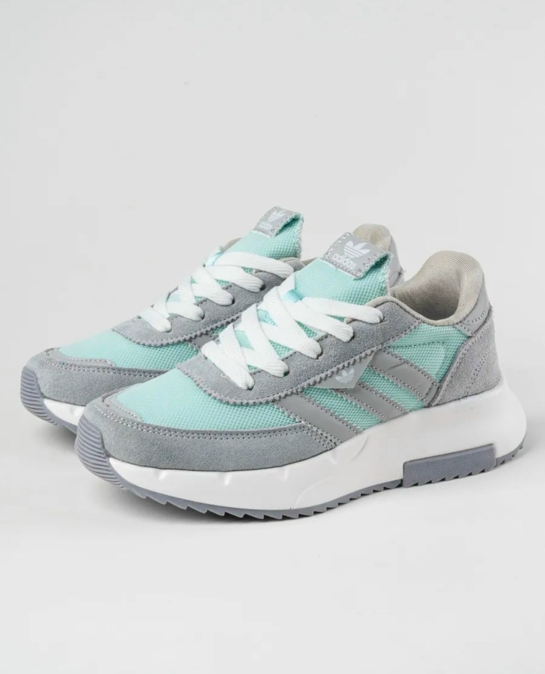 кроссовки adidas,женские кроссовки адидас,adidas zx 700,кроссовки adidas женские,кроссовки adidas retropy