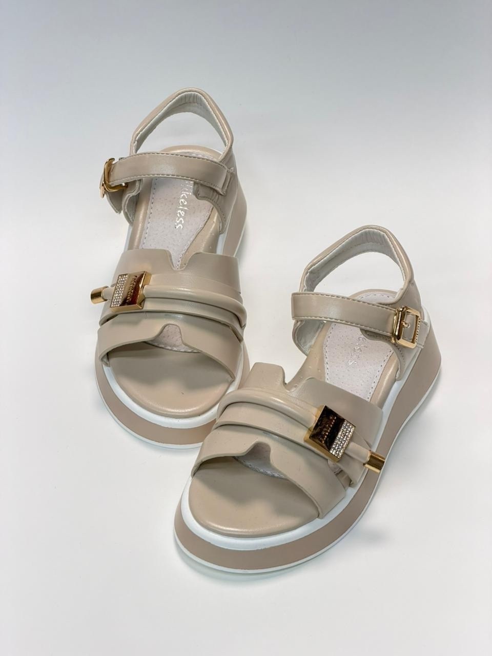 босоножки для девочек,,стильные босоножки,детские босоножки,летние босоножки