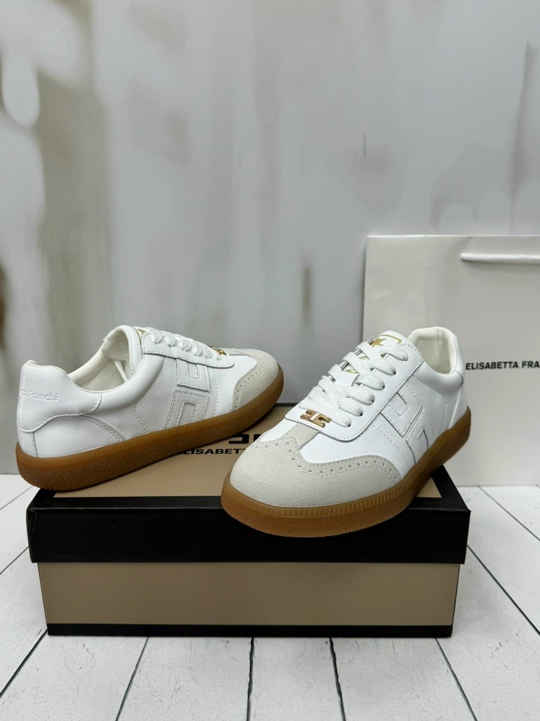 ,кроссовки женскиe,кроссовки hogan,кроссовки женские мужские,модные кроссовки