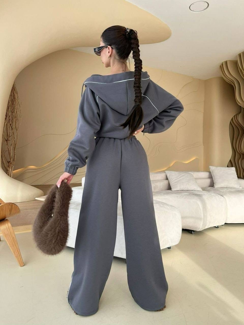 женский спортивный костюм,женский костюм,спортивный костюм,стильные спортивные костюмы,стильные женские костюмы