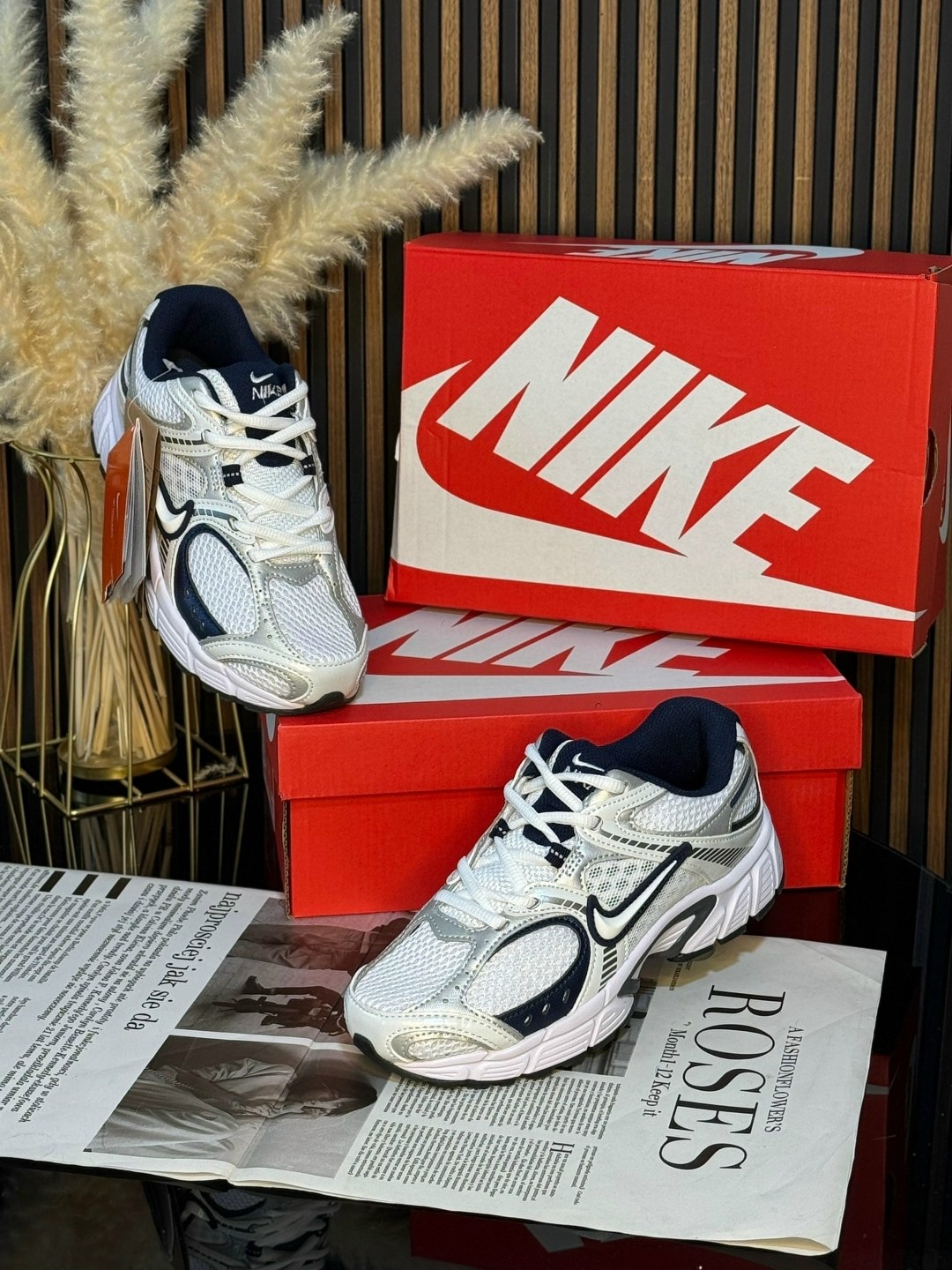 nike кроссовки,кроссовки v5 rnr nike,кроссовки женские nike,женские кроссовки nike initiator серебристого цвета,кроссовки найк