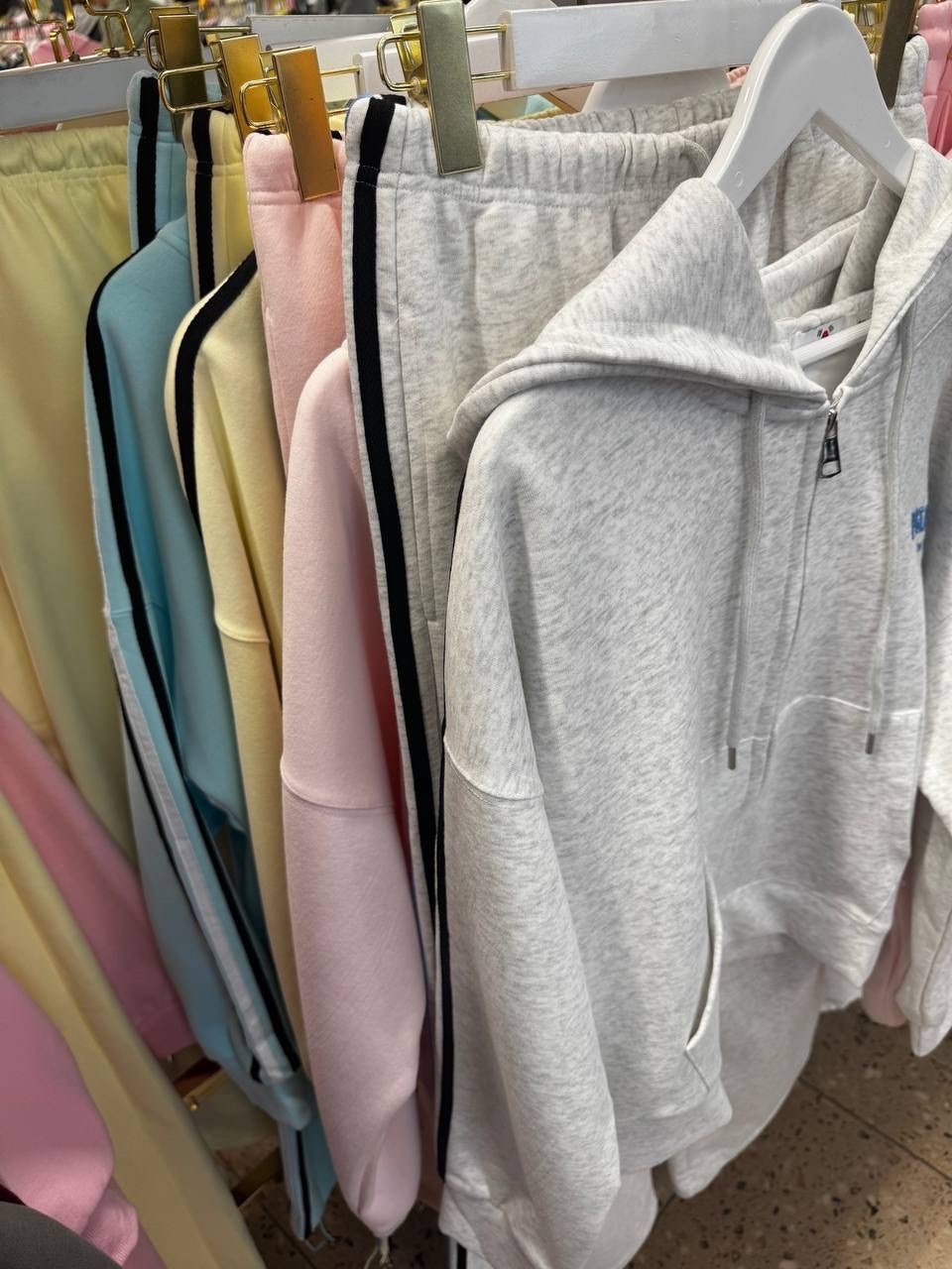 спортивный костюм женский,костюм с капюшоном и брюками erdalis,спортивный костюм,костюмы двойки,женский костюм