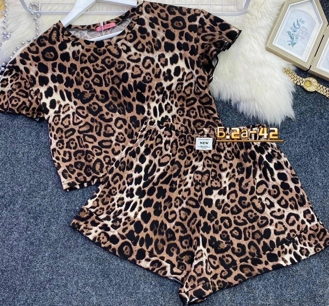 леопардовый,леопардовая одежда,одежда леопард,леопардовый узор,принт леопард