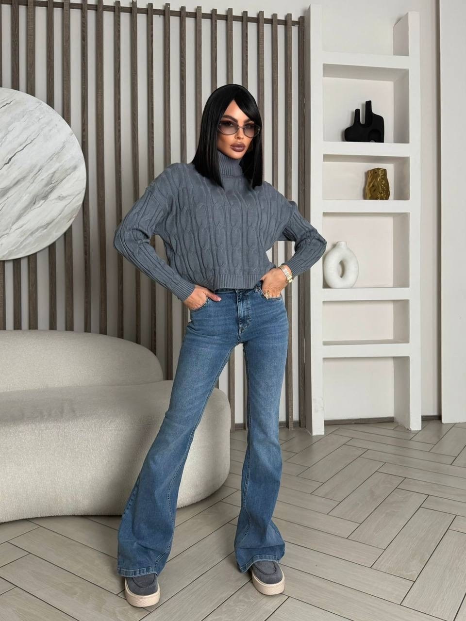 стильные джинсы,куртка кожаная,джинсы широкие,джинсах,женские джинсы