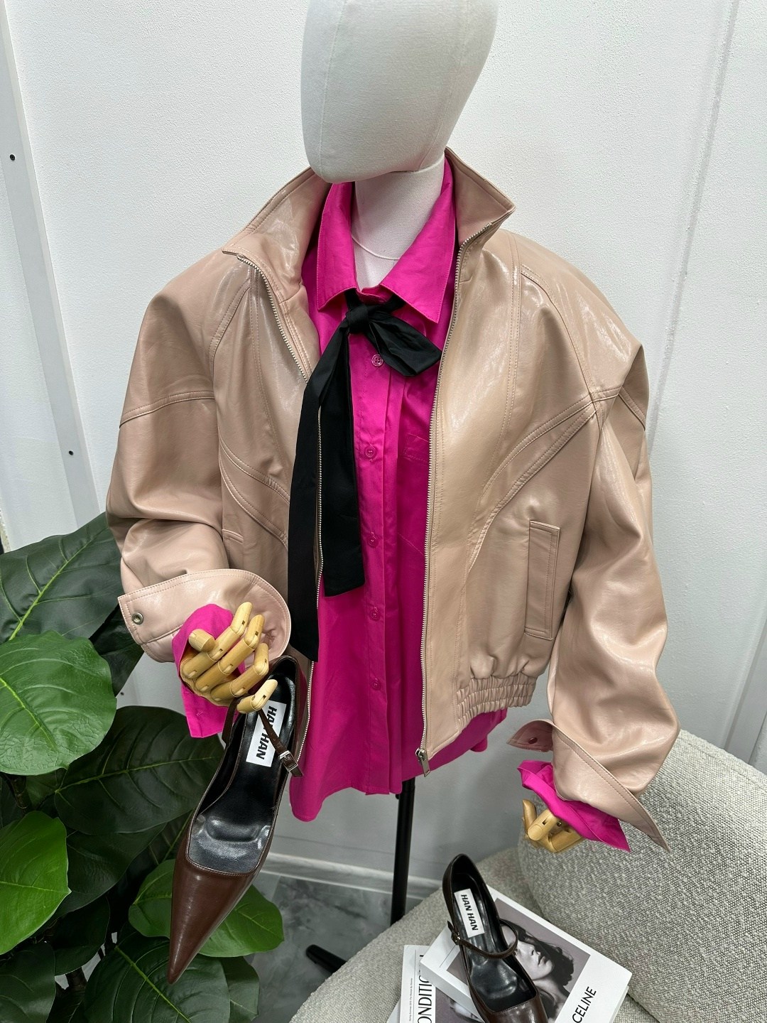 кожаная куртка,куртка косуха,женская куртка из искусственной кожи,женская куртка,куртка кожаная женская