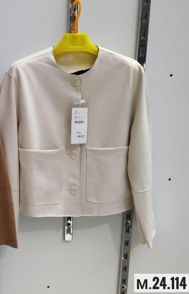 женская куртка,куртка бомбер женская,куртка бомбер,куртка свободного кроя,куртка повседневная