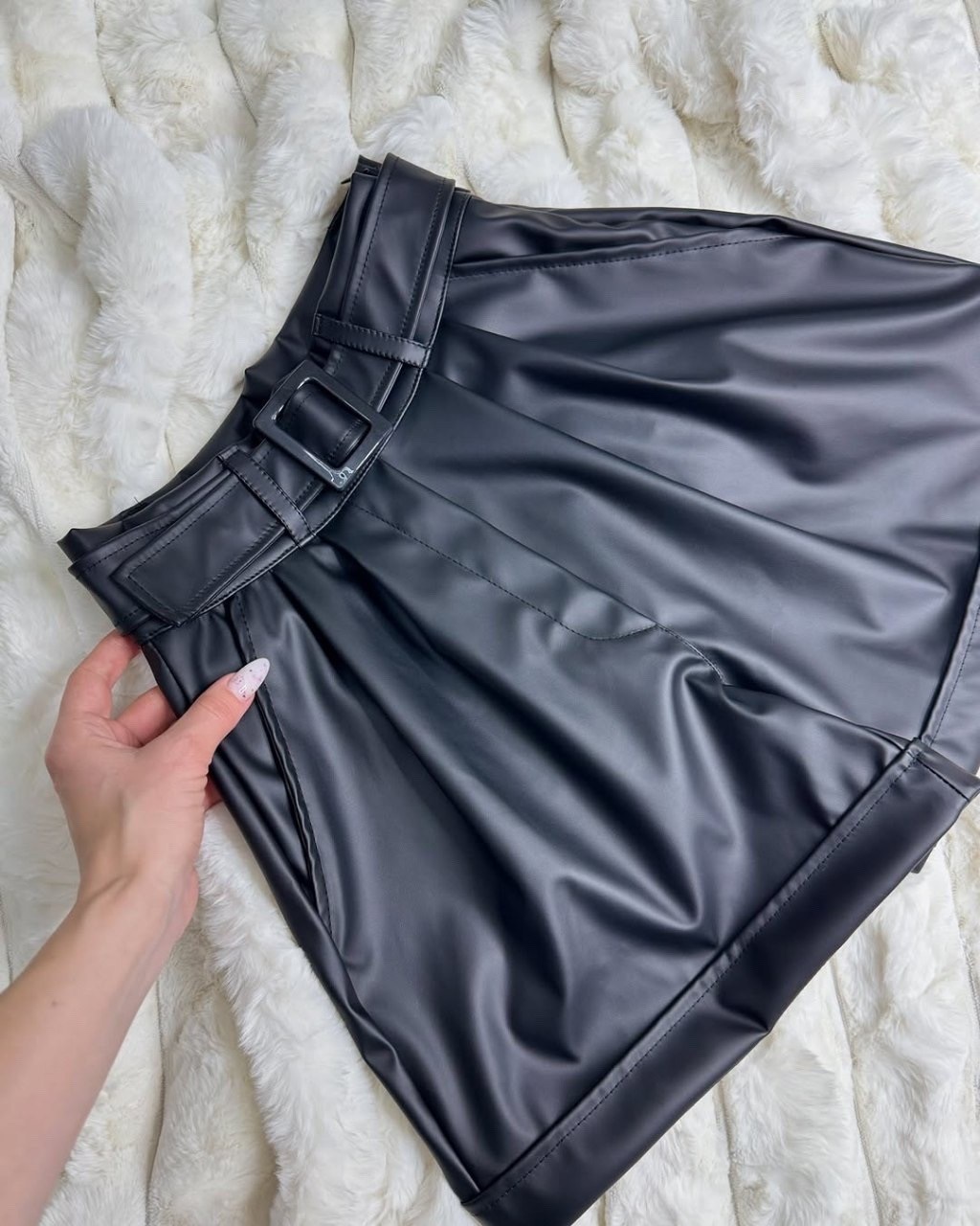 шорты кожаные женские,кожаные шорты,шорты из экокожи,шорты из экокожи женские,женские кожаные шорты с высокой талией