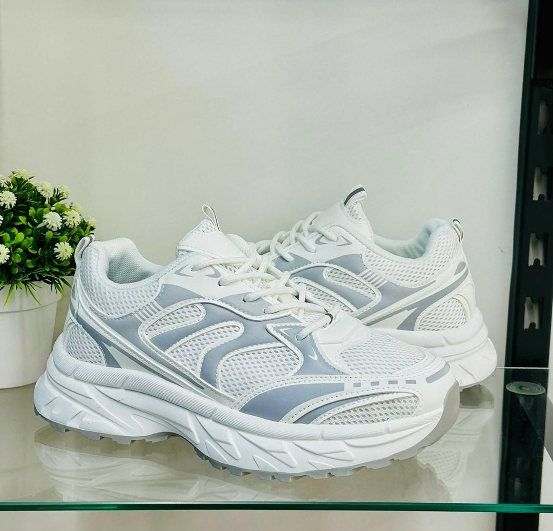 кроссовки женскиe,кроссовки модные,повседневные кроссовки,массивные кроссовки,кроссовка