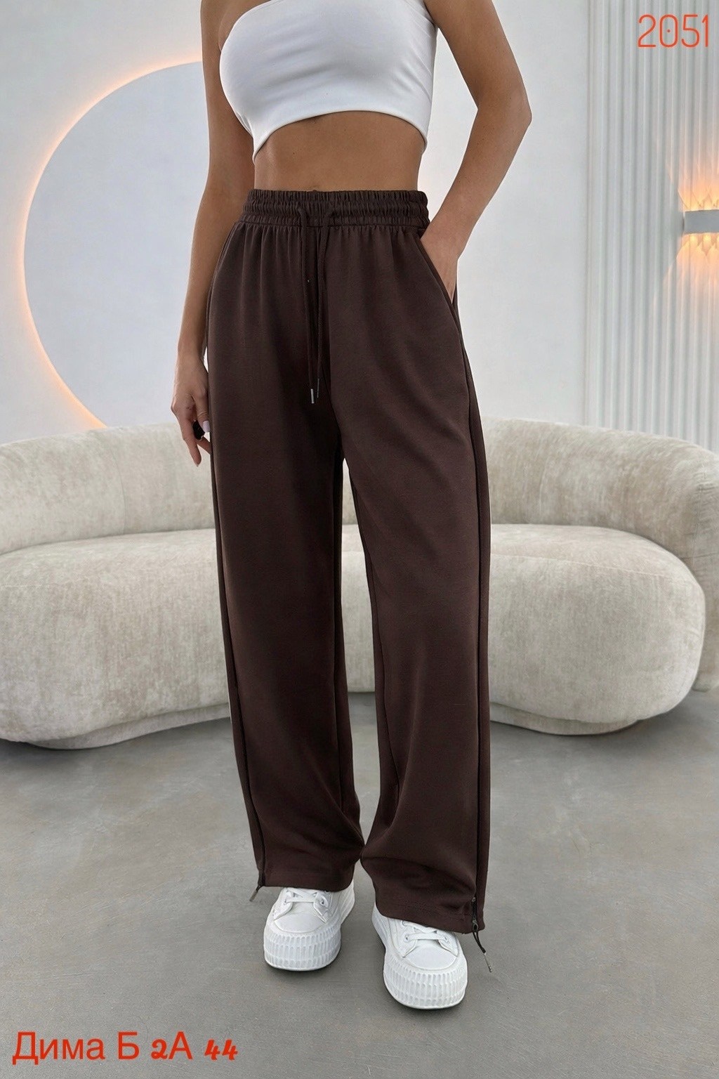 брюки карго с лампасами широкие y2k styfash,штаны y2k спортивные с лампасами оверсайз серые,брюки оверсайз с лампасами широкие спортивные y2k,спортивные женские штаны,спортивные штаны