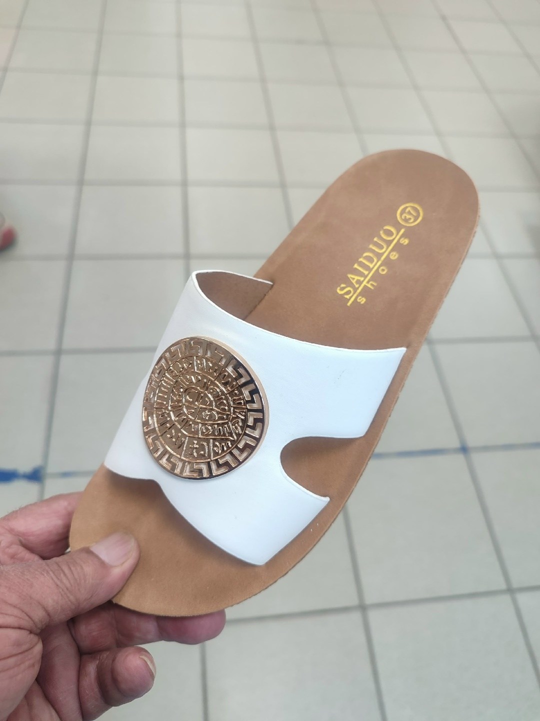 ,женские шлепанцы,шлепки женские,тапочки модные, вьетнамки