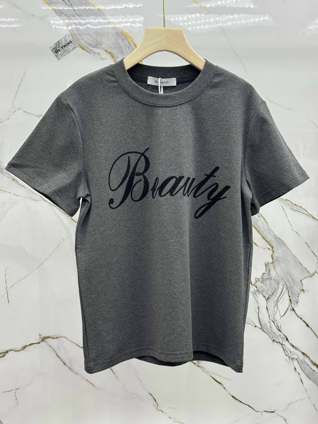 девушка,футболка на модели,футболка с принтом,девушек,женская футболка