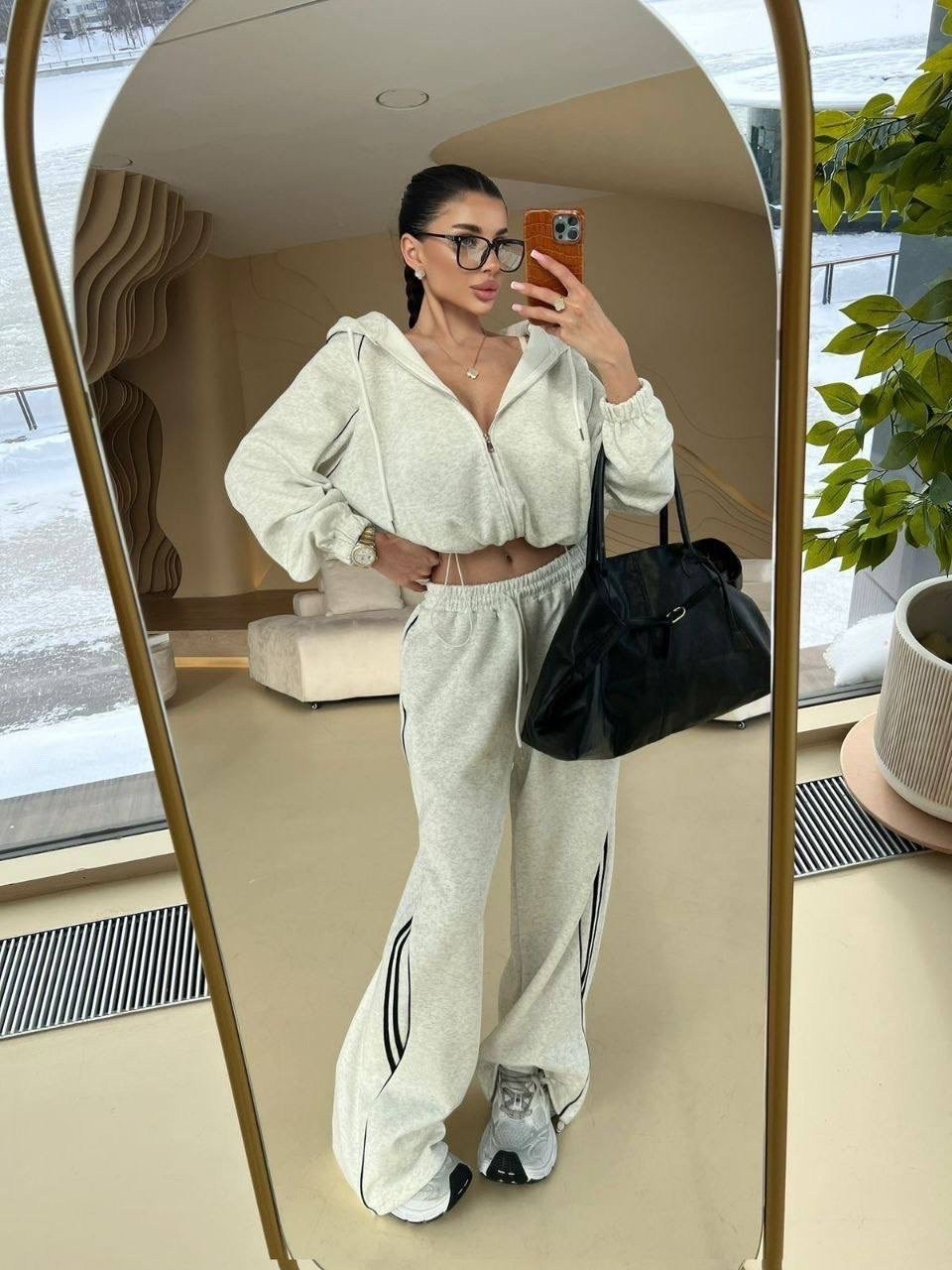 женский спортивный костюм,женский костюм,спортивный костюм,стильные спортивные костюмы,стильные женские костюмы