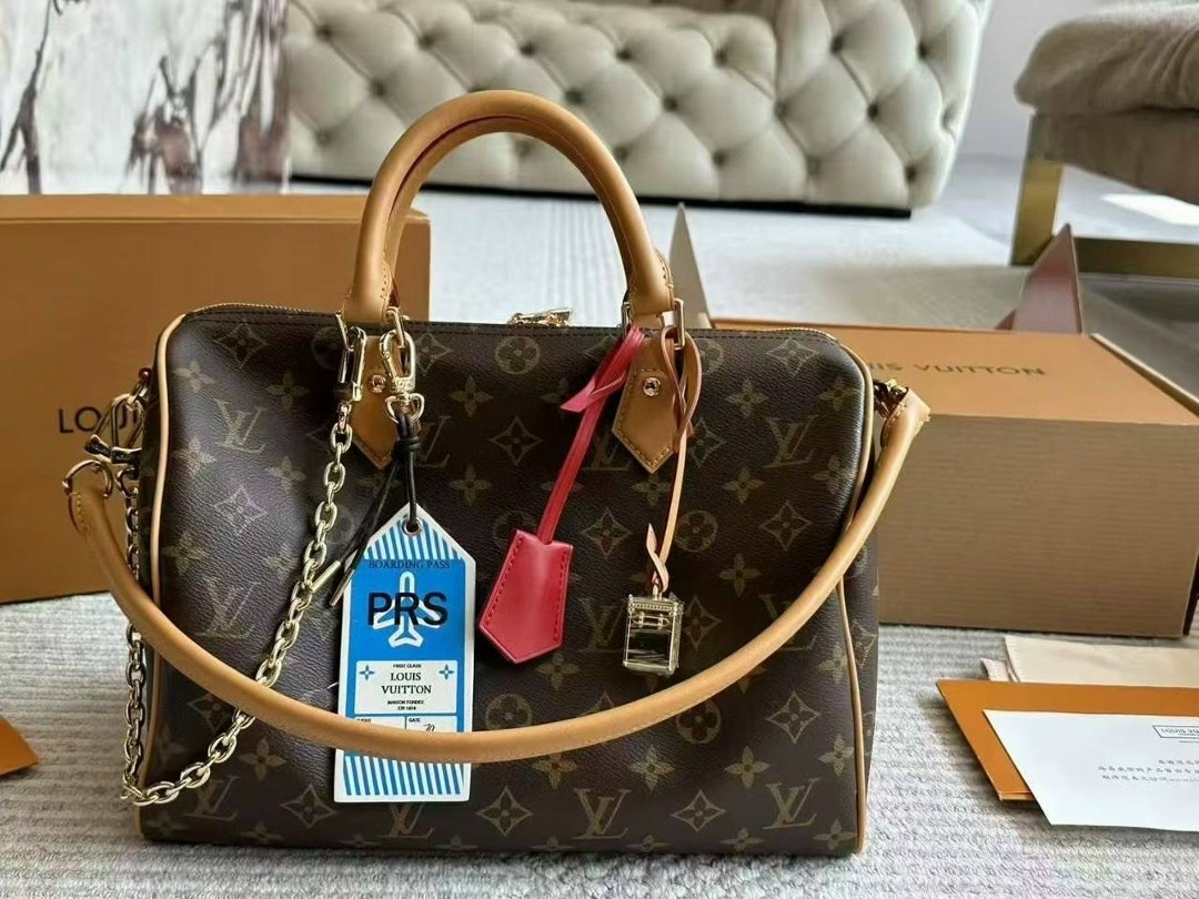 классическая сумка speedy louis vuitton с монограммой,сумка louis vuitton,сумка женская louis vuitton,louis vuitton сумка дорожная,сумка луи виттон