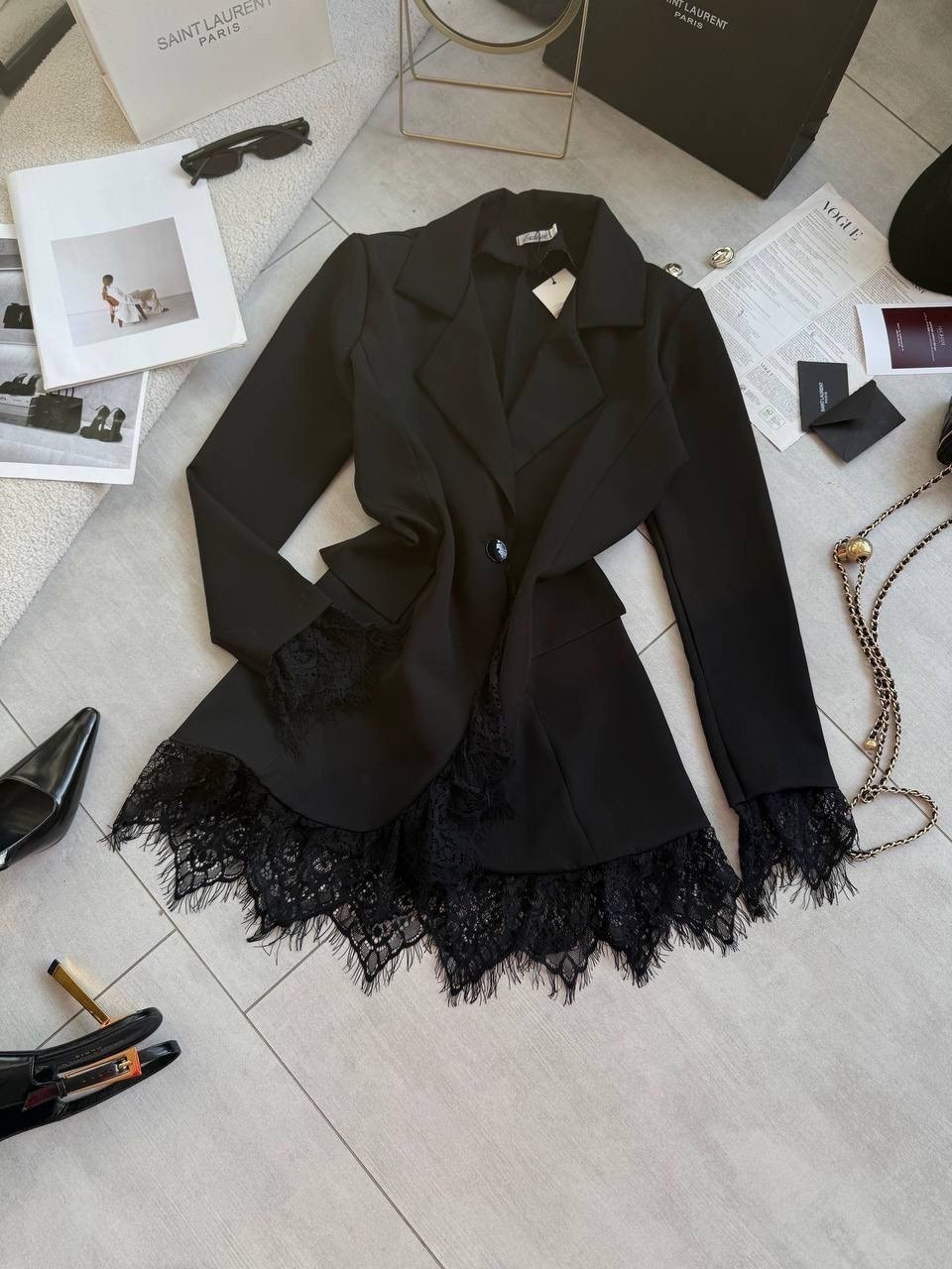 пиджак с кружевом,жакет приталенный,черный женский пиджак,жакет с перьями,жакет