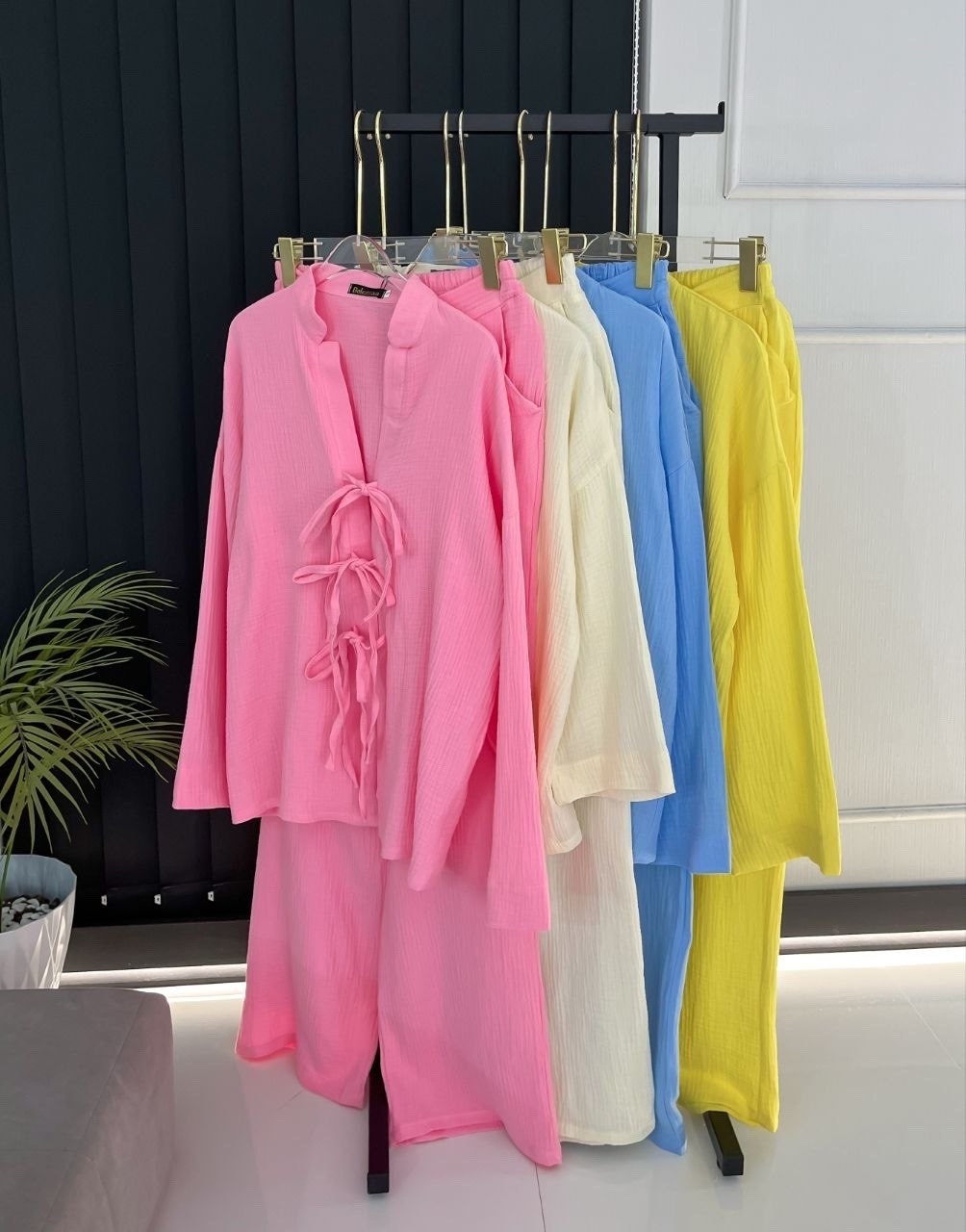 стильные костюмы,костюм женский,летний женский костюм,костюм женский тройка,летний брючный костюм