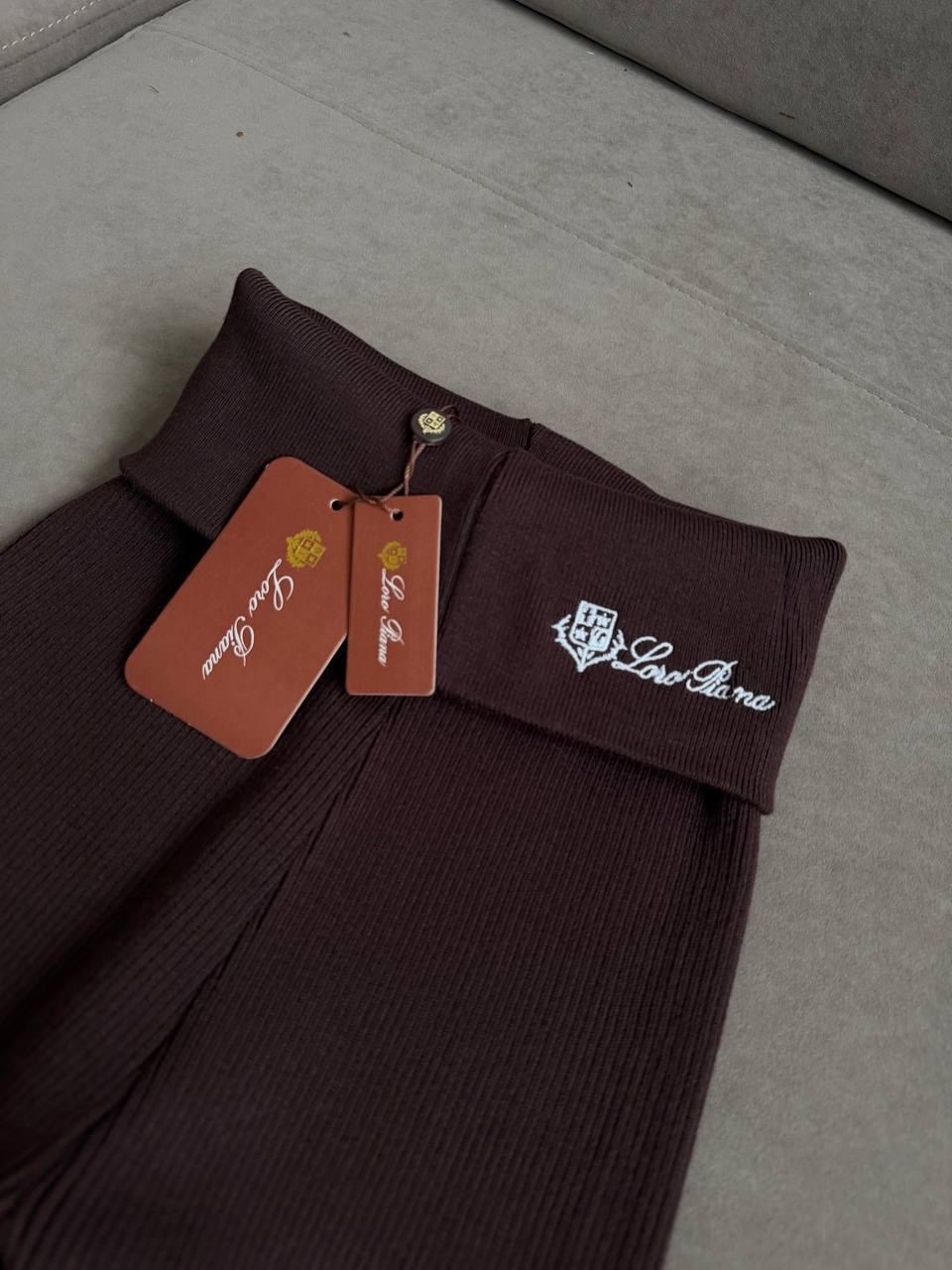 брюки клеш шоколадного цвета,трикотажные брюки,спортивные штаны женские 9009 клеш - мелкая лапша коричневые,лосины клеш,брюки клеш легинсы клеш в рубчик коричневый