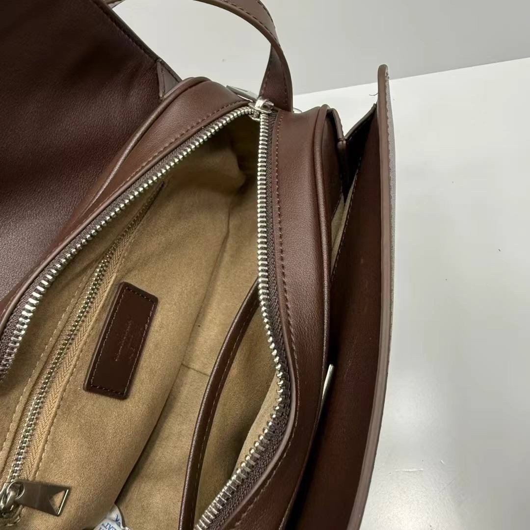 сумка balenciaga,сумка женская balenciaga,balenciaga сумка на плечо,сумка баленсиага,balenciaga balenciaga