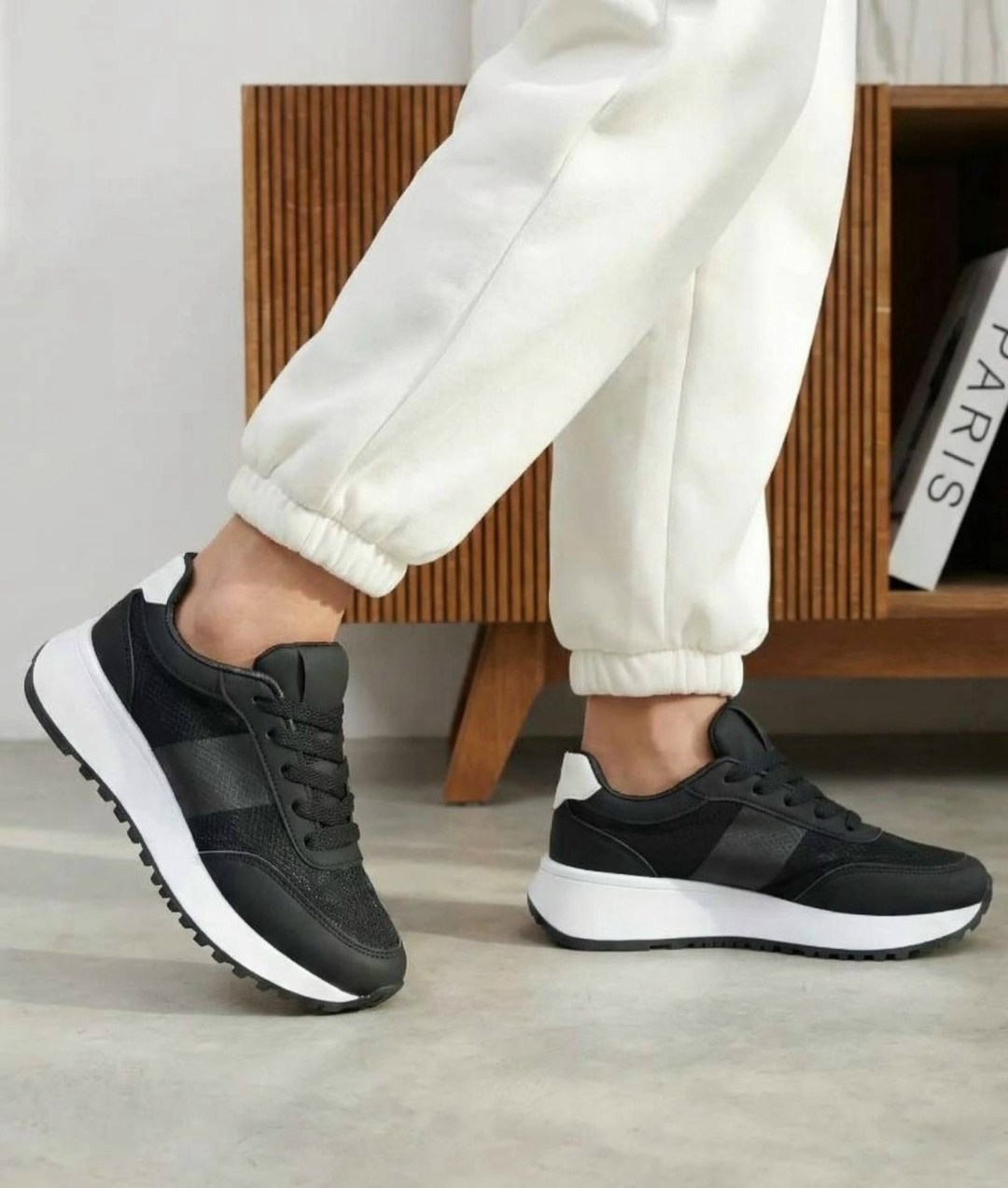 кроссовки женские,,кроссовки для женщин,стильные кроссовки,кроссовка